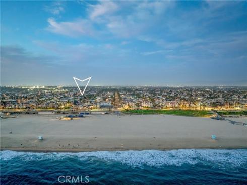 521  12th   Street, Huntington Beach, CA