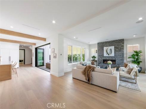 521  12th   Street, Huntington Beach, CA