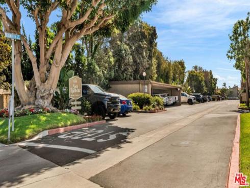 17009  Bluewater  88  Lane, Huntington Beach, CA