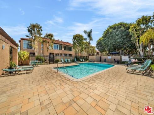 17009  Bluewater  88  Lane, Huntington Beach, CA
