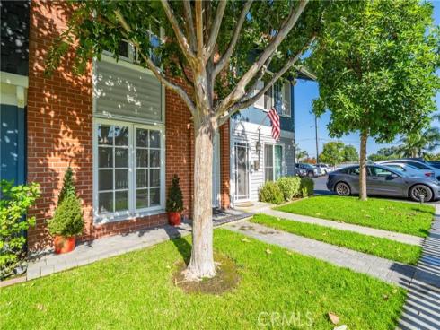 2612  Del Way  B , Huntington Beach, CA