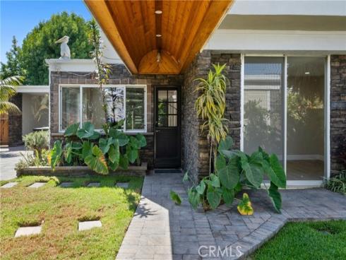 1824  Park   Street, Huntington Beach, CA