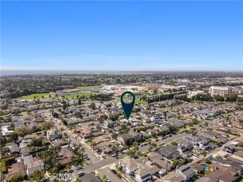1824  Park   Street, Huntington Beach, CA