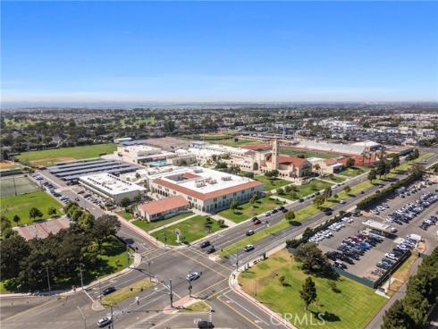 1824  Park   Street, Huntington Beach, CA