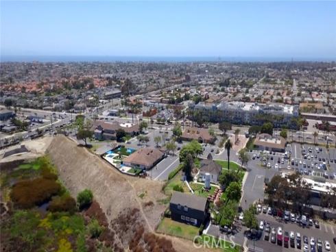 1824  Park   Street, Huntington Beach, CA