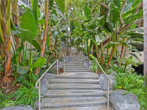 20331  Bluffside  303  Circle, Huntington Beach, CA