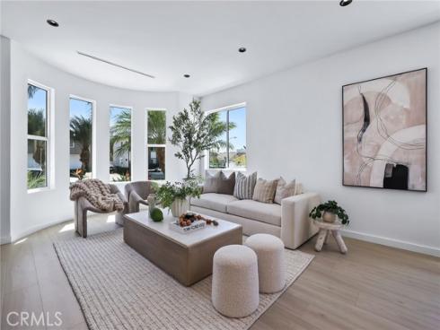 309  8th   Street, Huntington Beach, CA