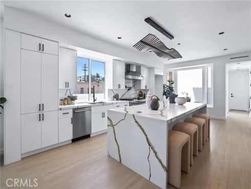 309  8th   Street, Huntington Beach, CA