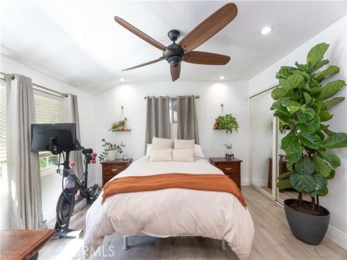 19922  Carmania   Lane, Huntington Beach, CA