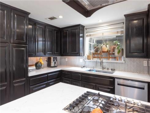 19922  Carmania   Lane, Huntington Beach, CA