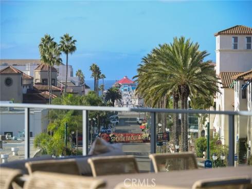 414  Main  330  Street, Huntington Beach, CA