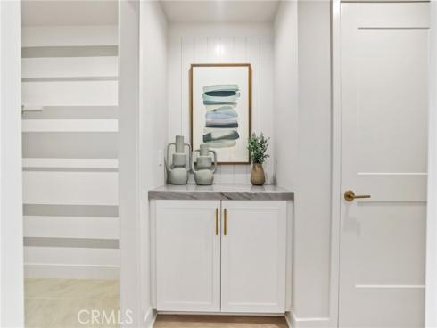 19071  Main  117  Street, Huntington Beach, CA