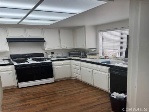 8932  Amador  1309B  Circle, Huntington Beach, CA