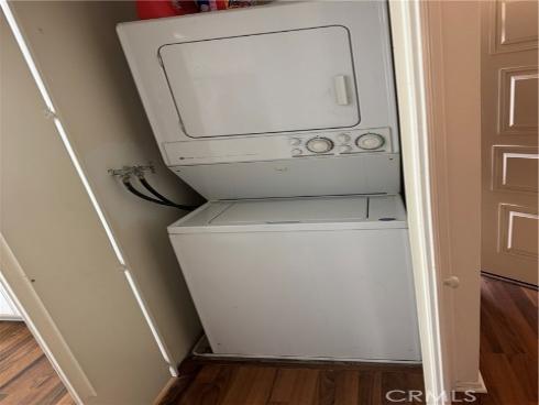 8932  Amador  1309B  Circle, Huntington Beach, CA