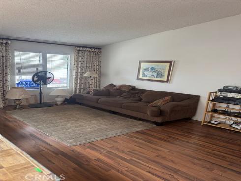 8932  Amador  1309B  Circle, Huntington Beach, CA