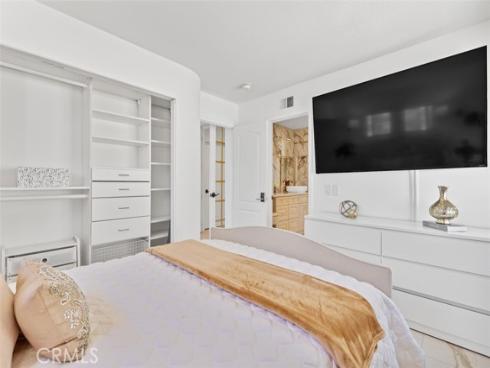 21221  Hillsdale  , Huntington Beach, CA