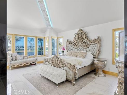 21221  Hillsdale  , Huntington Beach, CA