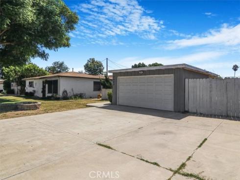 7802  Newman   Avenue, Huntington Beach, CA