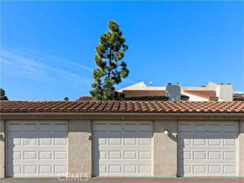 16581  Grunion  204  Lane, Huntington Beach, CA