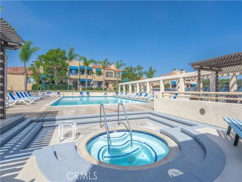 3201  Francois  67  Drive, Huntington Beach, CA