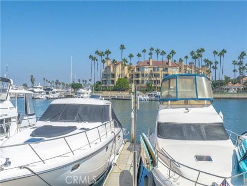 3201  Francois  67  Drive, Huntington Beach, CA