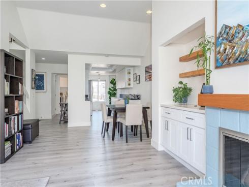 3201  Francois  67  Drive, Huntington Beach, CA