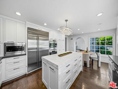 19382  Woodlands   Drive, Huntington Beach, CA