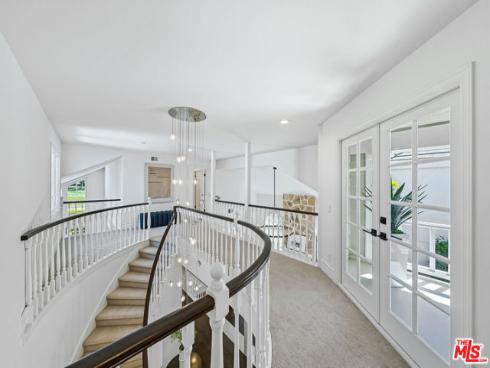 19382  Woodlands   Drive, Huntington Beach, CA