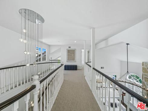 19382  Woodlands   Drive, Huntington Beach, CA