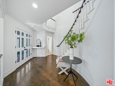 19382  Woodlands   Drive, Huntington Beach, CA