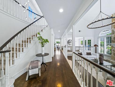 19382  Woodlands   Drive, Huntington Beach, CA