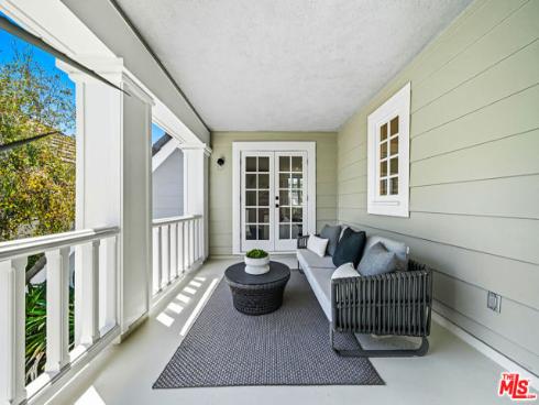 19382  Woodlands   Drive, Huntington Beach, CA