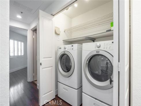 430  Lake  304  Street, Huntington Beach, CA