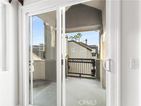 430  Lake  304  Street, Huntington Beach, CA