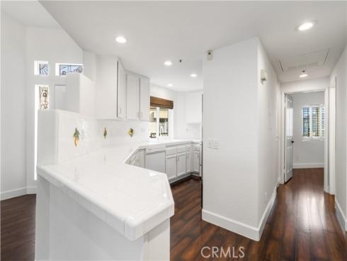 430  Lake  304  Street, Huntington Beach, CA