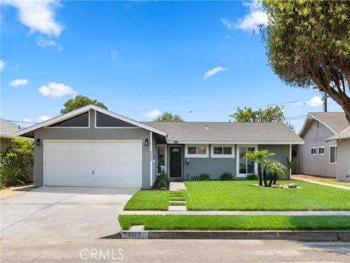 6022  Larchwood   Drive, Huntington Beach, CA