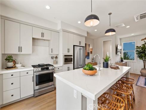 19051  Main  113  Street, Huntington Beach, CA