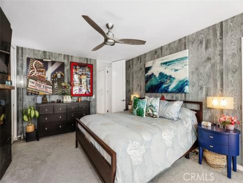 4045  Warner Ave  , Huntington Beach, CA