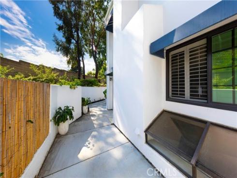 19561  Pompano  106 , Huntington Beach, CA