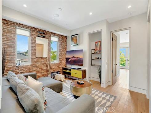 620  Huntington Street  , Huntington Beach, CA