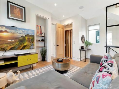 620  Huntington Street  , Huntington Beach, CA