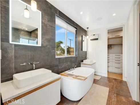 620  Huntington Street  , Huntington Beach, CA