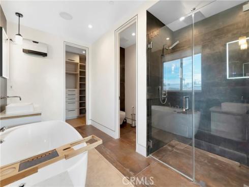 620  Huntington Street  , Huntington Beach, CA