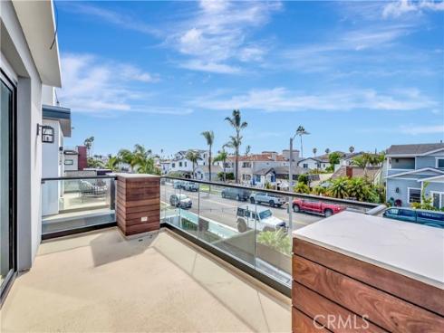 620  Huntington Street  , Huntington Beach, CA