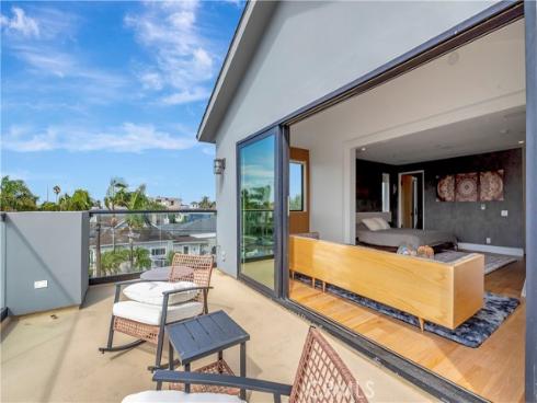 620  Huntington Street  , Huntington Beach, CA