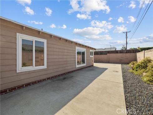 17391  Meer   Circle, Huntington Beach, CA