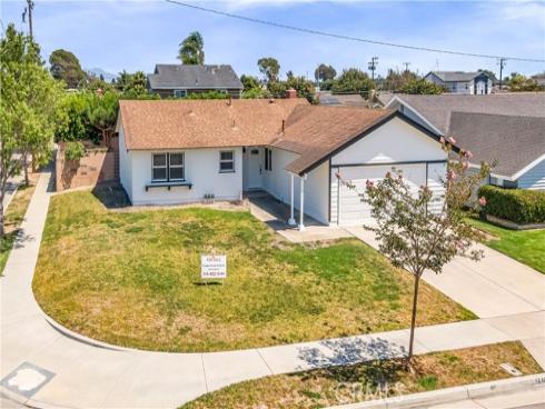 16102  Ballad   Lane, Huntington Beach, CA
