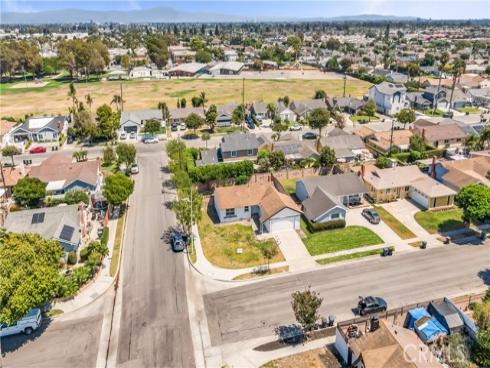 16102  Ballad   Lane, Huntington Beach, CA