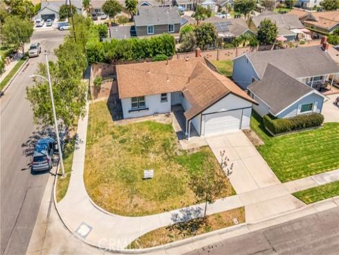 16102  Ballad   Lane, Huntington Beach, CA