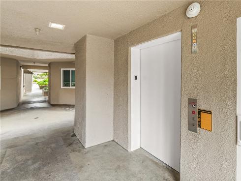 430  Lake  204  Street, Huntington Beach, CA